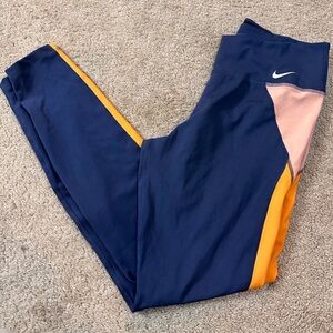 Nike leggings